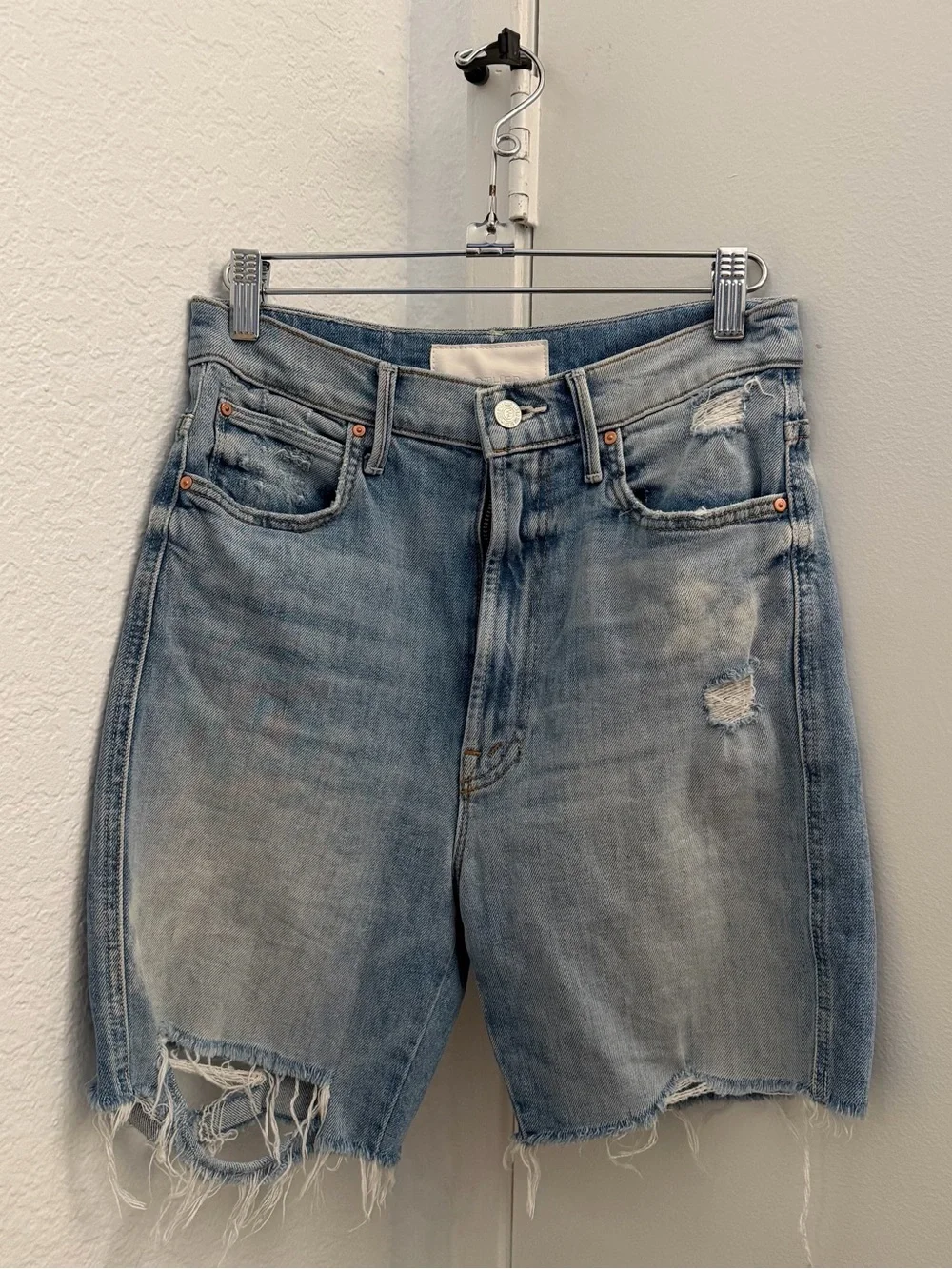 MOTHER High-Waisted Smokin' Fray Shorts